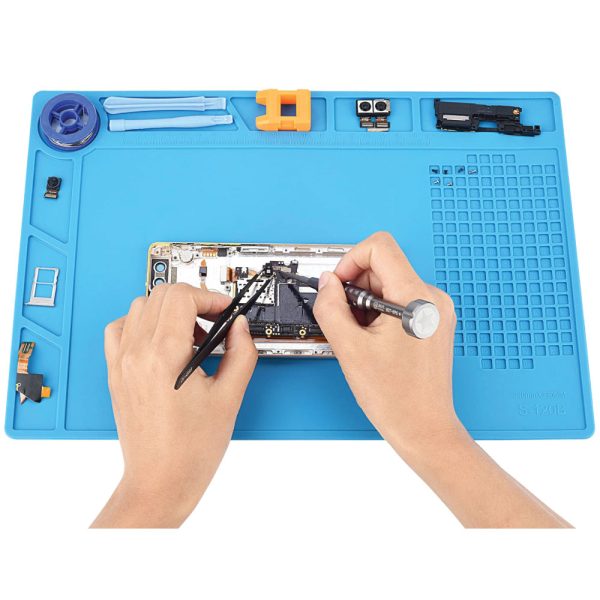 Heat Resistant Silicone Soldering Repair Mat – Workbench Pad for Electronics